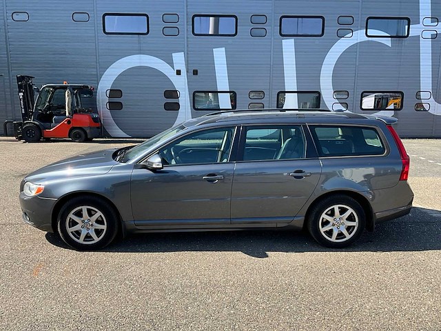2009 volvo v70 2.0d momentum personenauto 06-pzv-2 - afbeelding 7 van  24
