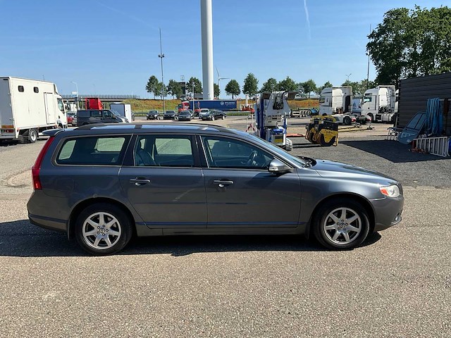 2009 volvo v70 2.0d momentum personenauto 06-pzv-2 - afbeelding 21 van  24