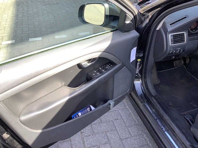 2009 volvo v70 2.4 d5 ocean race personenauto 9-sff-08 - afbeelding 8 van  33