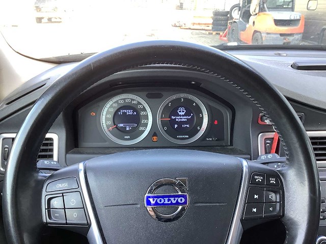 2009 volvo v70 2.4 d5 ocean race personenauto 9-sff-08 - afbeelding 10 van  33