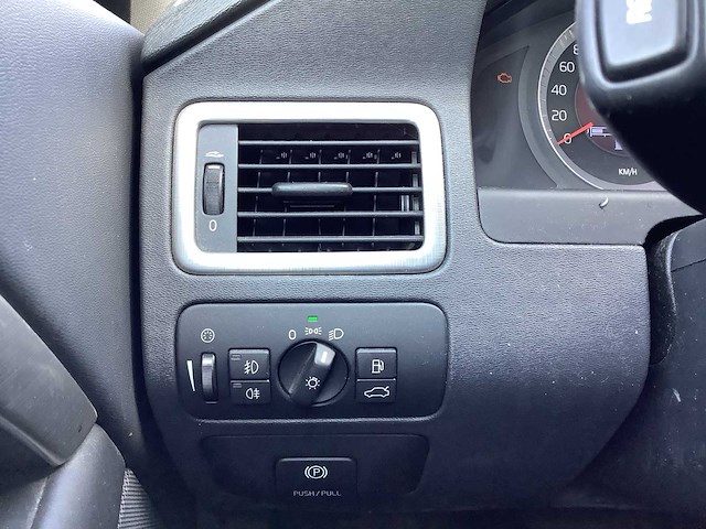 2009 volvo v70 2.4 d5 ocean race personenauto 9-sff-08 - afbeelding 15 van  33