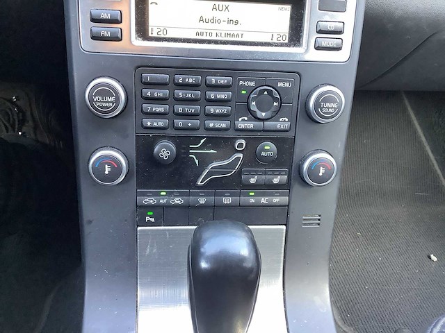 2009 volvo v70 2.4 d5 ocean race personenauto 9-sff-08 - afbeelding 17 van  33