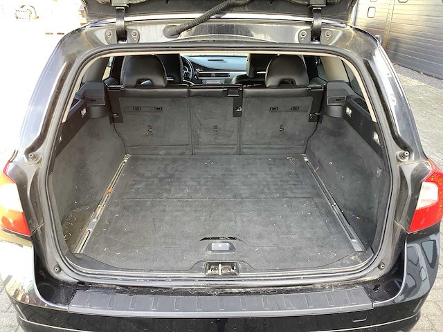 2009 volvo v70 2.4 d5 ocean race personenauto 9-sff-08 - afbeelding 20 van  33