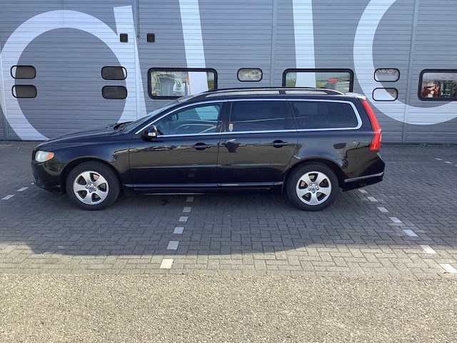2009 volvo v70 2.4 d5 ocean race personenauto 9-sff-08 - afbeelding 12 van  33