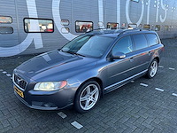 2009 volvo v70 2.5ft personenauto j-489-pg - afbeelding 1 van  37