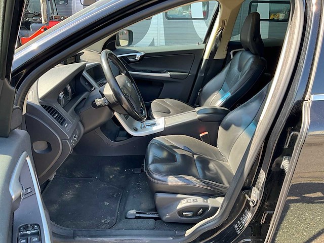 2009 volvo xc60 2.4 d5 awd summum personenauto 93-hkv-6 - afbeelding 6 van  39