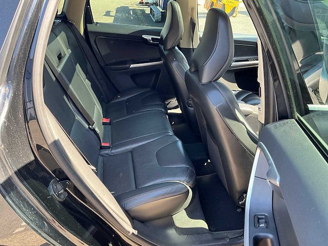 2009 volvo xc60 2.4 d5 awd summum personenauto 93-hkv-6 - afbeelding 21 van  39