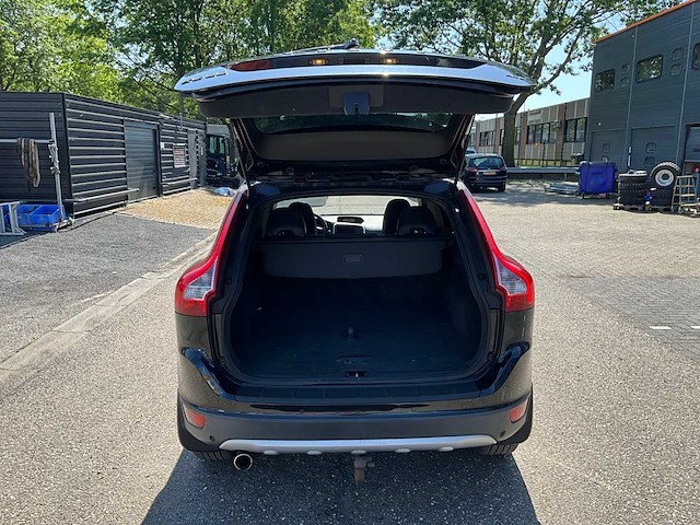 2009 volvo xc60 2.4 d5 awd summum personenauto 93-hkv-6 - afbeelding 24 van  39