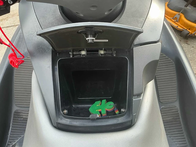 2009 yamaha vxs1800p waterscooter - afbeelding 2 van  19