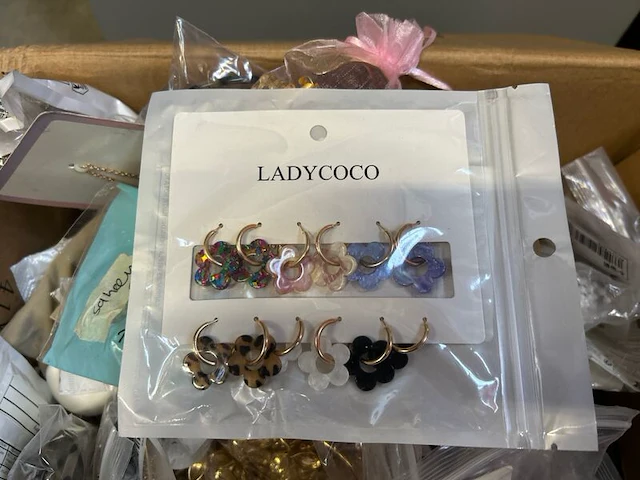 200x sieraden w.o. ladycoco, primark - afbeelding 9 van  10