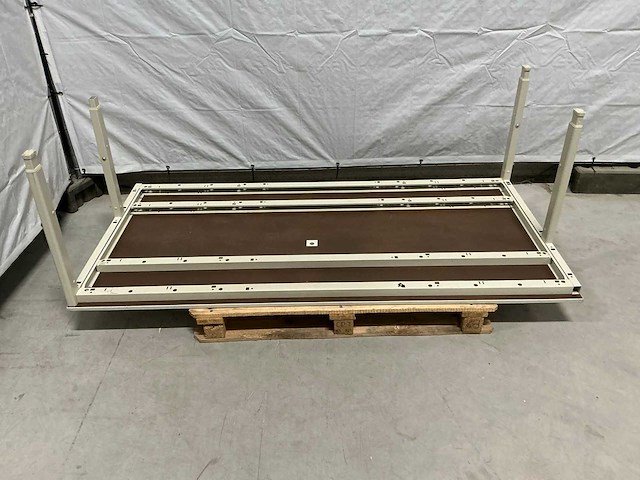 200x100 cm bureautafel verstelbare poten - afbeelding 2 van  3