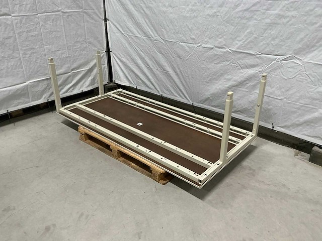 200x100 cm bureautafel verstelbare poten - afbeelding 3 van  3