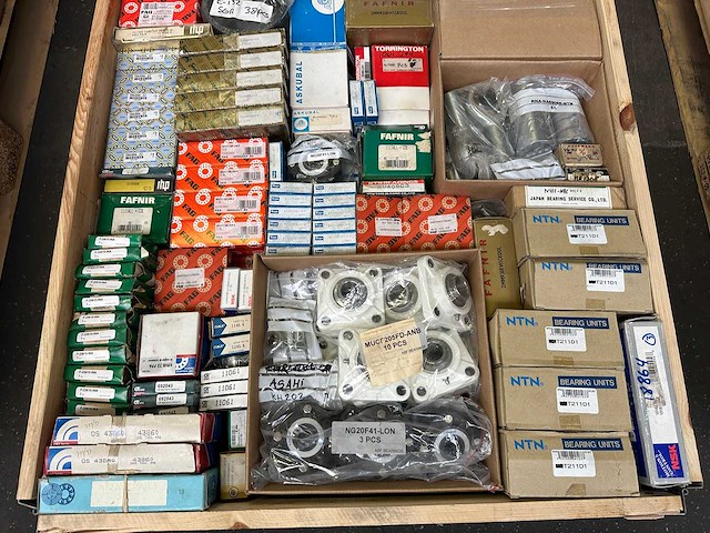 201 kg net bearings from skf, fag, ina, ntn, snr, nsk, rhp, koyo, torrington, nke and others - afbeelding 4 van  10