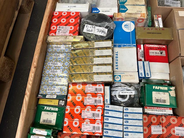 201 kg net bearings from skf, fag, ina, ntn, snr, nsk, rhp, koyo, torrington, nke and others - afbeelding 8 van  10