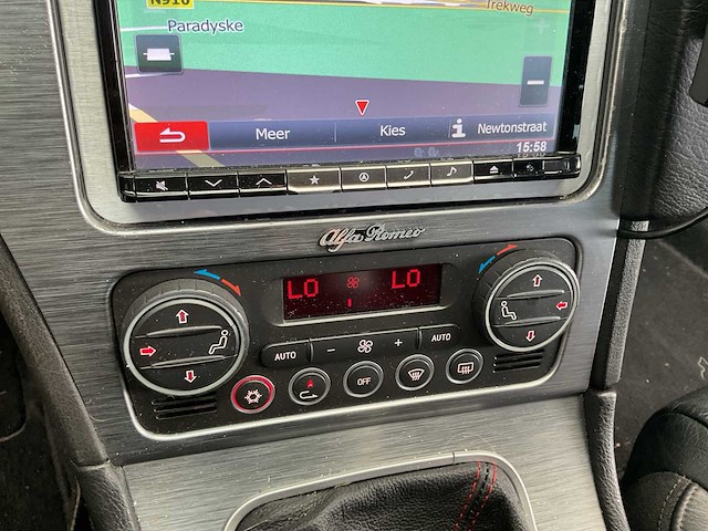 2010 - alfa romeo - 2010 - 159 sportwagon - 1.9 jtd - personenauto - afbeelding 11 van  15