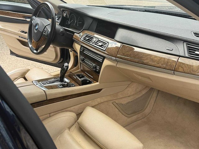 2010 - bmw - 7-serie - 750i high executive 5-kbk-87 iaw - afbeelding 3 van  9