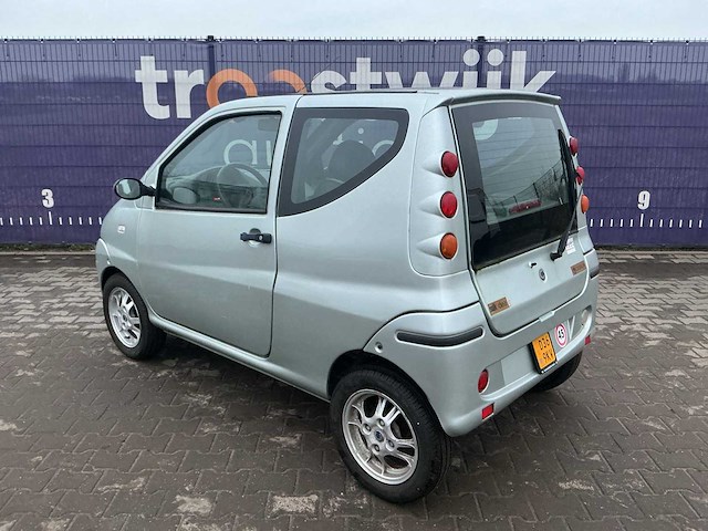 2010 - casalini - 11 - personenauto - afbeelding 3 van  9