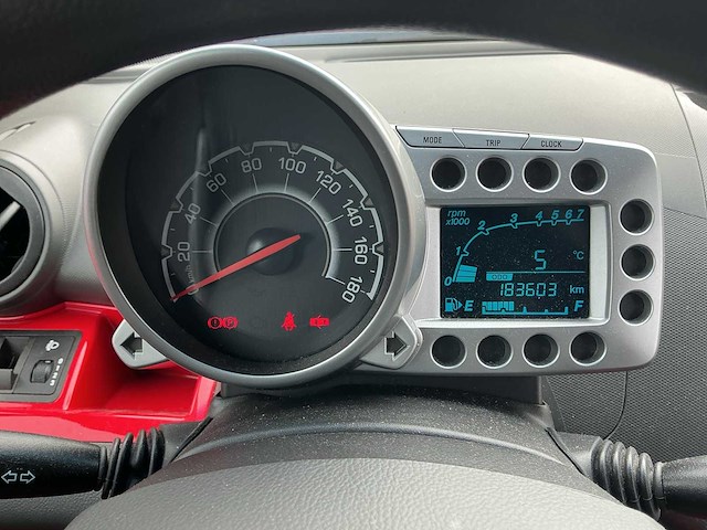 2010 - chevrolet - spark - 1.2 16v lt - personenauto - afbeelding 2 van  12