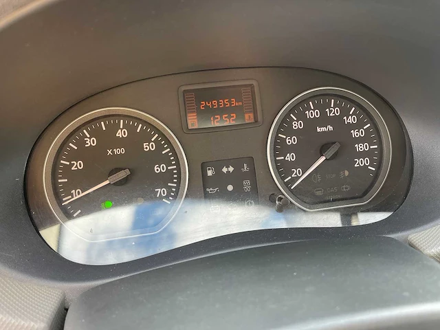 2010 - dacia - sandero - 1.2 ambiance - 72-knb-9 - afbeelding 1 van  16