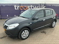 2010 - dacia - sandero - 1.2 lauréate - personenauto
