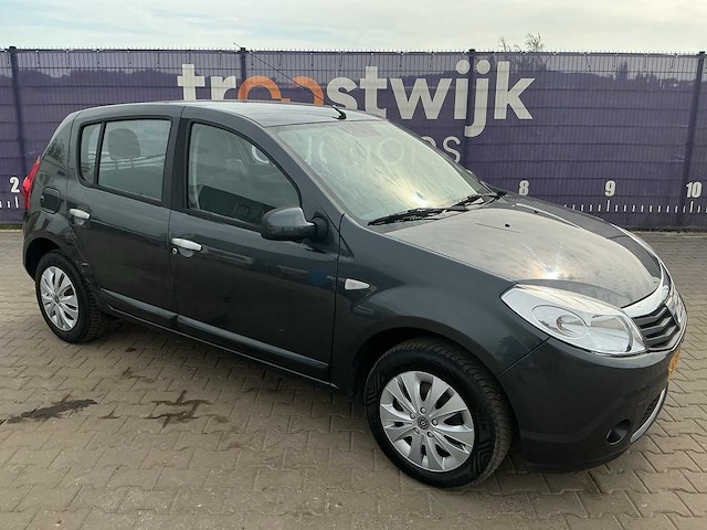 2010 - dacia - sandero - 1.2 lauréate - personenauto - afbeelding 4 van  11