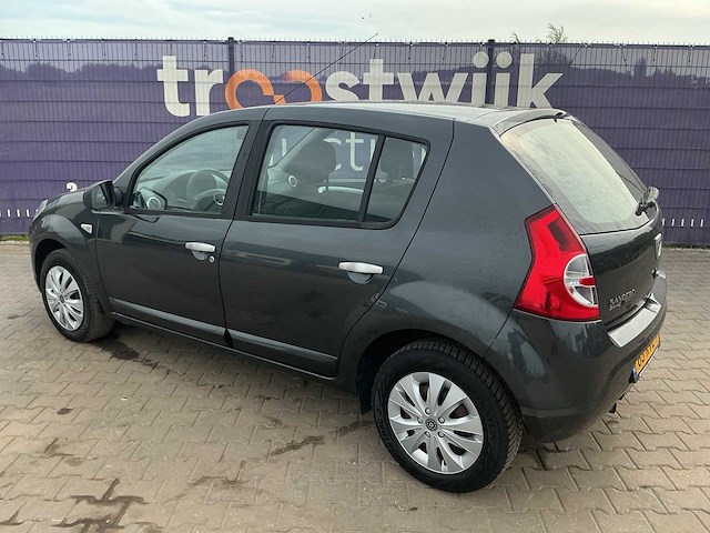 2010 - dacia - sandero - 1.2 lauréate - personenauto - afbeelding 5 van  11