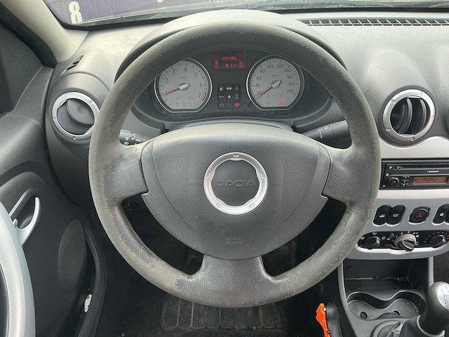 2010 - dacia - sandero - 1.2 lauréate - personenauto - afbeelding 11 van  11
