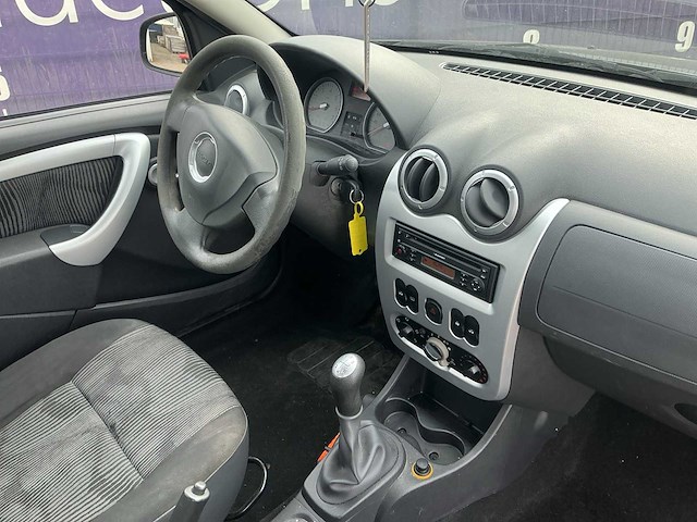 2010 - dacia - sandero - 1.2 lauréate - personenauto - afbeelding 9 van  11