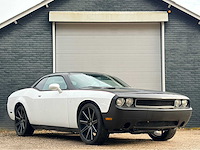 2010 - dodge - challenger - personenauto - afbeelding 11 van  17