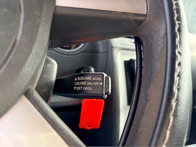 2010 - dodge - challenger - personenauto - afbeelding 6 van  17