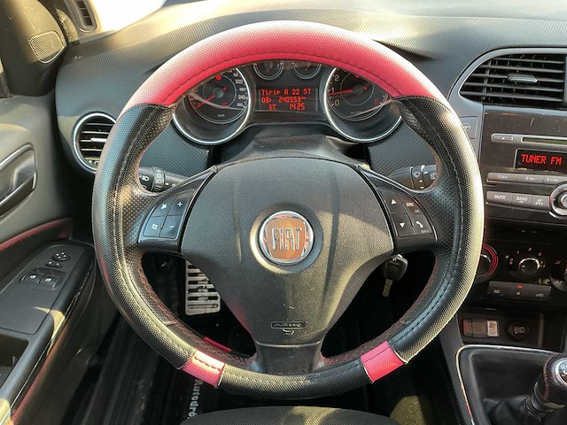 2010 - fiat - bravo - 1.4 t-jet racing - personenauto - afbeelding 12 van  12