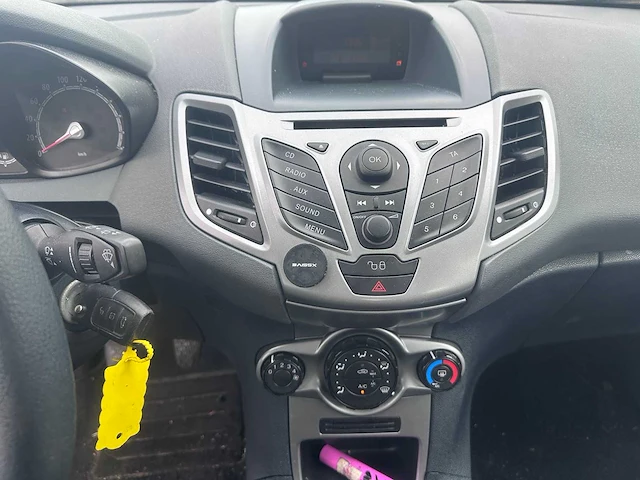2010 - ford - fiesta - 1.25 limited - 21-nzb-6 - afbeelding 4 van  17