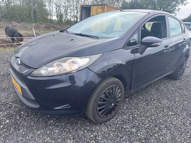 2010 - ford - fiesta - 1.25 limited - 21-nzb-6 - afbeelding 1 van  17