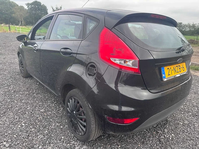 2010 - ford - fiesta - 1.25 limited - 21-nzb-6 - afbeelding 10 van  17
