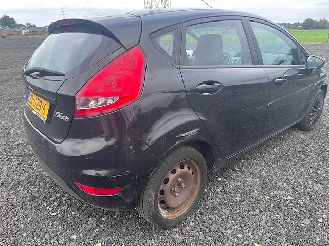 2010 - ford - fiesta - 1.25 limited - 21-nzb-6 - afbeelding 12 van  17