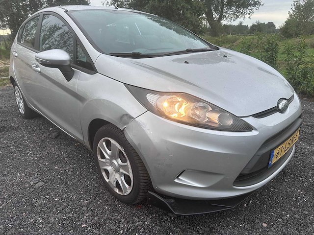 2010 - ford - fiesta - 1.25 limited - car - afbeelding 15 van  19