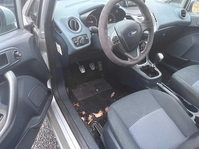 2010 - ford - fiesta - 1.25 limited - car - afbeelding 17 van  19