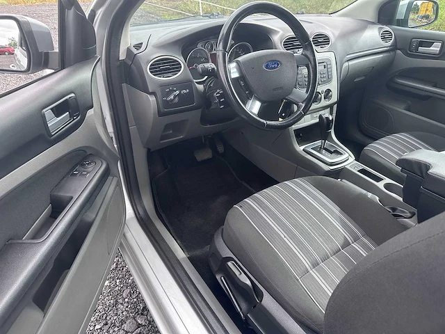 2010 - ford - focus - 1.6 trend automaat- 57-ktn-8 - afbeelding 11 van  13