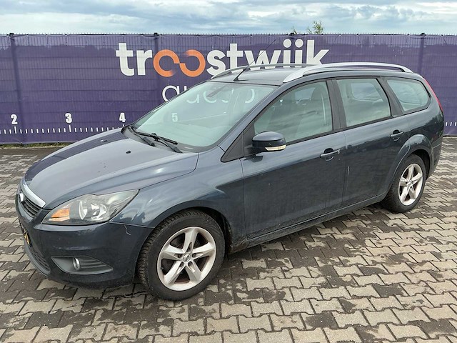 2010 - ford - focus wagon - 1.6 comfort - personenauto - afbeelding 1 van  12