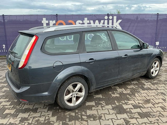 2010 - ford - focus wagon - 1.6 comfort - personenauto - afbeelding 7 van  12