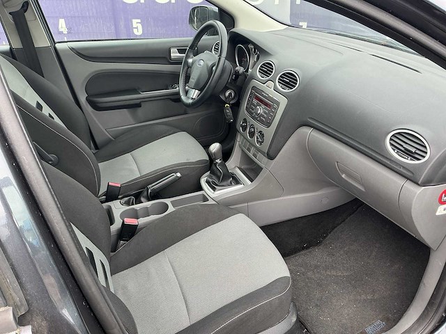 2010 - ford - focus wagon - 1.6 comfort - personenauto - afbeelding 8 van  12