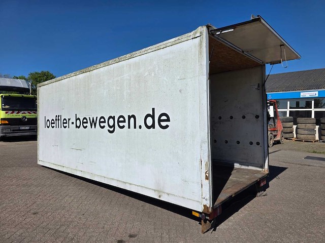 2010 - gesloten oplegger bak - afbeelding 2 van  10