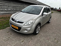 2010 - hyundai - i20 - 1.2i dynamic - car - afbeelding 1 van  14