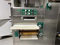 2010 - kalmeijer - toevouw- en opmaakmachine - afbeelding 5 van  7