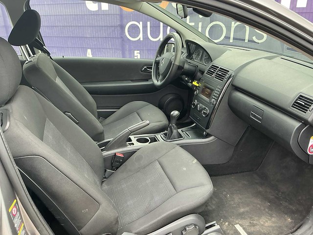 2010 - mercedes-benz - a-klasse - 160 blueeff bns cl. - personenauto - afbeelding 8 van  12