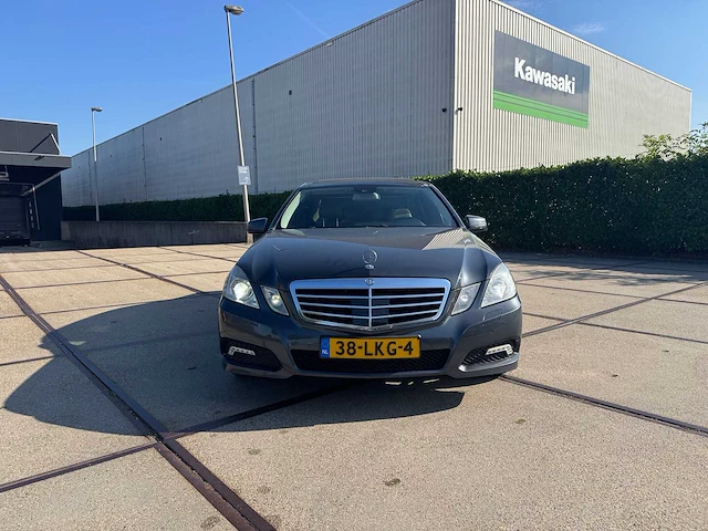 2010 - mercedes-benz - e-klasse - 350 cdi avantgarde - car - afbeelding 34 van  35