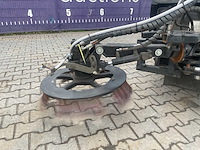 2010 - nimos - dm trac 205 - werktuigendrager met onkruidborstel - afbeelding 10 van  19