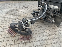 2010 - nimos - dm trac 205 - werktuigendrager met onkruidborstel - afbeelding 11 van  19