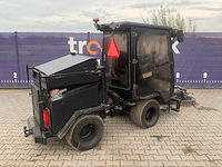 2010 - nimos - dm trac 205 - werktuigendrager met onkruidborstel - afbeelding 15 van  19