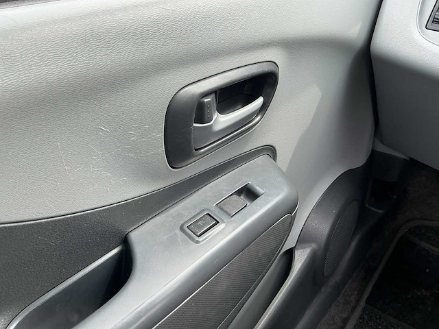 2010 - nissan - pixo - 1.0 look - personenauto - afbeelding 2 van  12